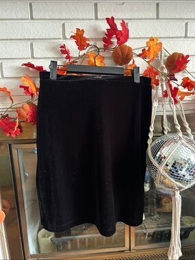 Guess Black Velvet Pencil Skirt